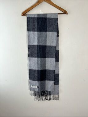 Aran Sweater Market Classic Gray Check 100% Extra Fine Merino Wool Scarf Ireland